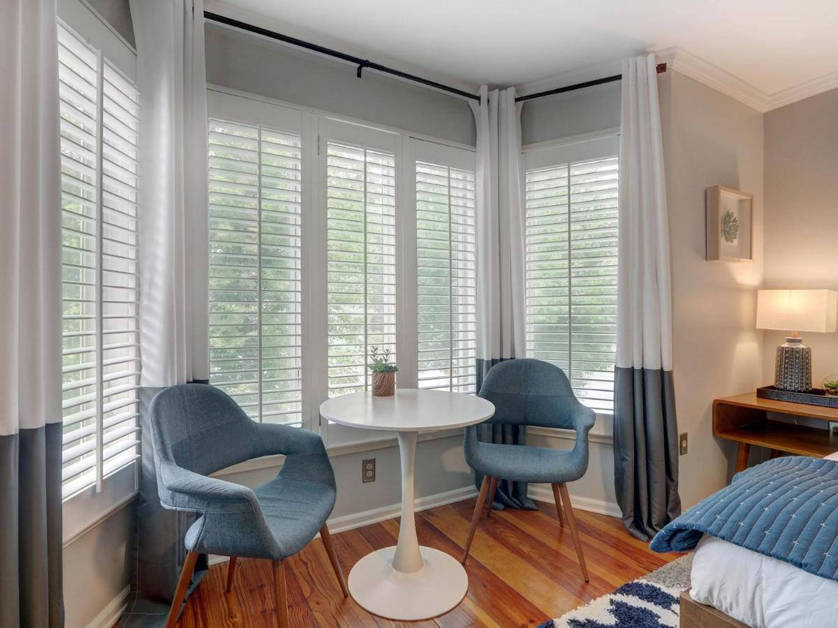 Broughton Deco Main * Savannah